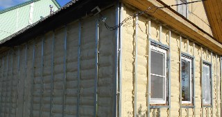 Утепление домов ППУ в Луге | ППуЛга – от 775 руб. за м²
